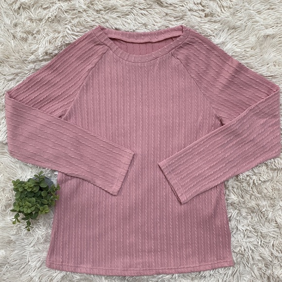 Boutique Cable Pattern Top ๐ Pink - Picture 4 of 11